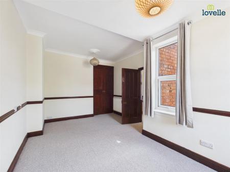 4 bedroom Terraced House to let in Nelthorpe Street, Lincoln