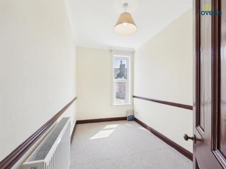 4 bedroom Terraced House to let in Nelthorpe Street, Lincoln