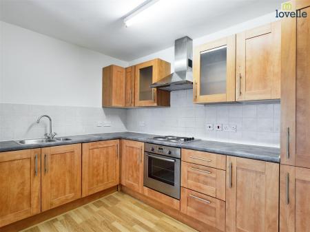 2 bedroom Flat to let in Cambrai Close, Lincoln