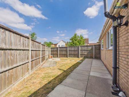 3 bedroom Detached bungalow for sale in The Alders, Scothern, LN2