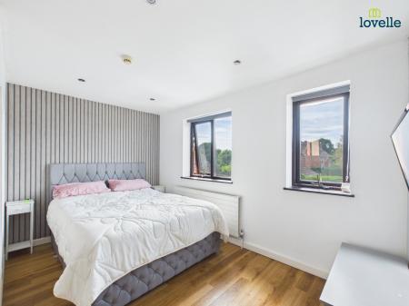 6 bedroom Detached house for sale in Lady Frances Drive, Market Rasen, LN8