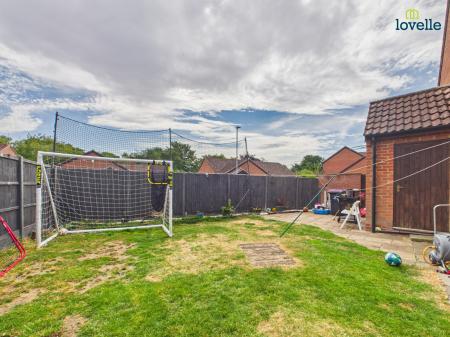 6 bedroom Detached house for sale in Lady Frances Drive, Market Rasen, LN8