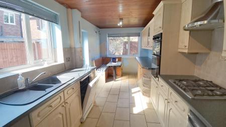3 bedroom Detached house to let in Rufford Green, Lincoln