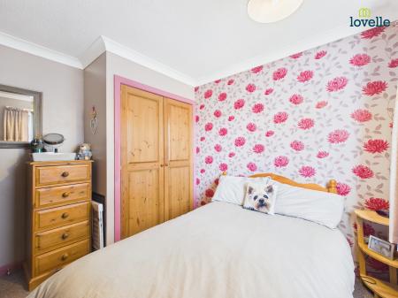 2 bedroom Bungalow for sale in Holme Drive, Sudbrooke, LN2