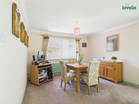 2 bedroom Bungalow for sale in Holme Drive, Sudbrooke, LN2