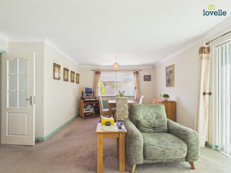 2 bedroom Bungalow for sale in Holme Drive, Sudbrooke, LN2