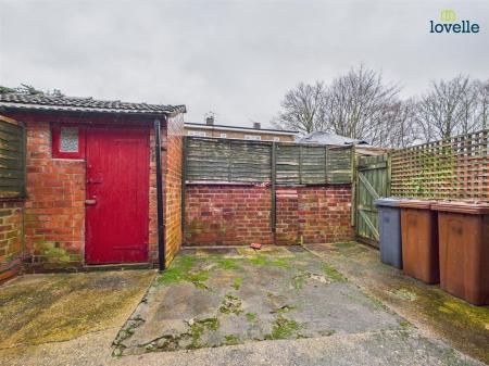 2 bedroom Terraced House to let in Henley Street, Lincoln