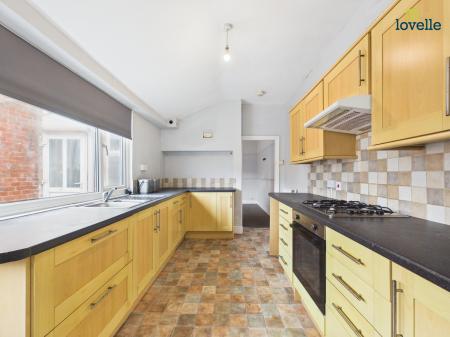 4 bedroom Terraced House for sale in West Parade, Lincoln, LN1
