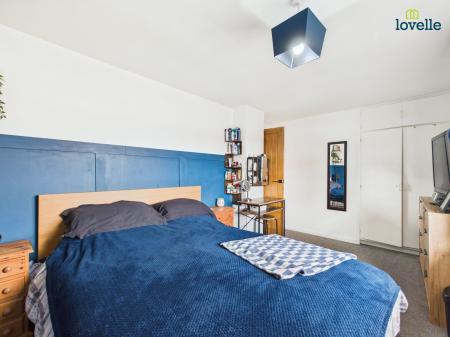 2 bedroom Semi-detached house for sale in Stapleford Avenue, Lincoln, LN2