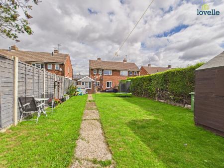 2 bedroom Semi-detached house for sale in Stapleford Avenue, Lincoln, LN2