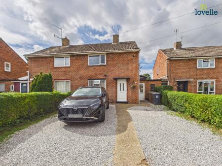 2 bedroom Semi-detached house for sale in Stapleford Avenue, Lincoln, LN2