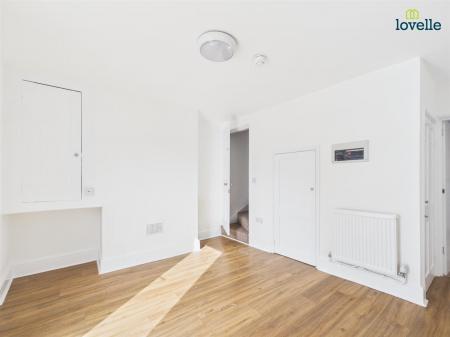 3 bedroom Terraced House to let in St. Hugh Street, Lincoln