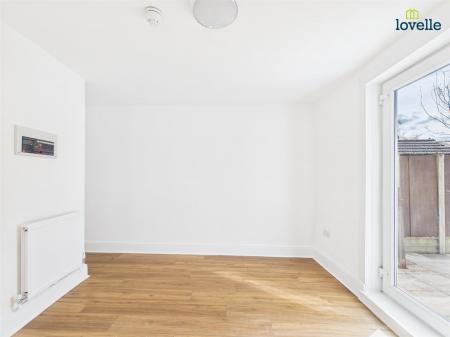 3 bedroom Terraced House to let in St. Hugh Street, Lincoln