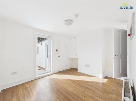 3 bedroom Terraced House to let in St. Hugh Street, Lincoln