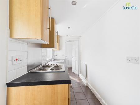3 bedroom Terraced House to let in St. Hugh Street, Lincoln