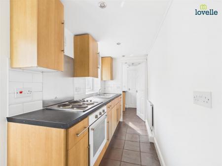 3 bedroom Terraced House to let in St. Hugh Street, Lincoln