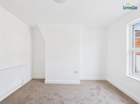 3 bedroom Terraced House to let in St. Hugh Street, Lincoln