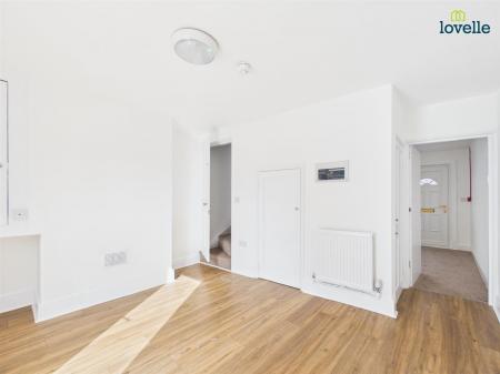 3 bedroom Terraced House to let in St. Hugh Street, Lincoln