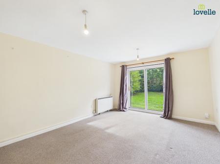2 bedroom Flat for sale in Hawthorn Chase, Lincoln, LN2