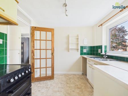2 bedroom Flat for sale in Hawthorn Chase, Lincoln, LN2