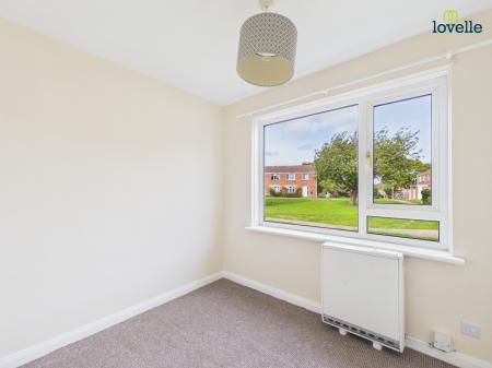2 bedroom Flat for sale in Hawthorn Chase, Lincoln, LN2
