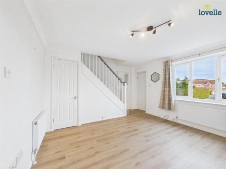 2 bedroom House to let in Heathfield Avenue, Branston, Lincoln