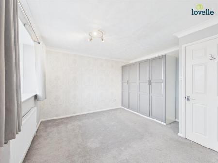 2 bedroom House to let in Heathfield Avenue, Branston, Lincoln