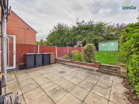 2 bedroom House to let in Heathfield Avenue, Branston, Lincoln