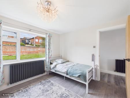 3 bedroom Bungalow for sale in Hillside Avenue, Lincoln, LN2