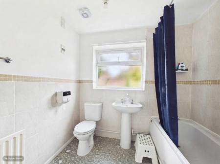 3 bedroom Bungalow for sale in Wolsey Way, Lincoln, LN2