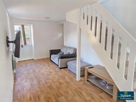 1 bedroom House to let in Queens Crescent, Lincoln