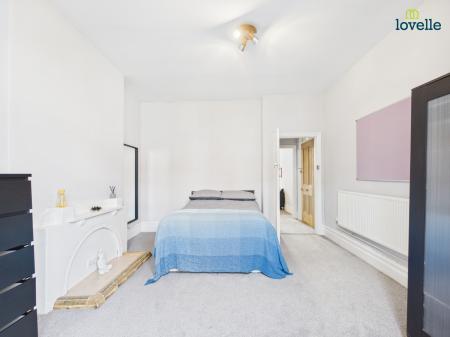 4 bedroom Terraced House for sale in West Parade, Lincoln, LN1