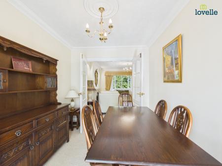 3 bedroom Detached bungalow for sale in Woodside, Lincoln, LN4