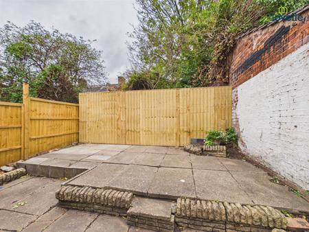 4 bedroom Terraced House to let in Wellington Street, Lincoln