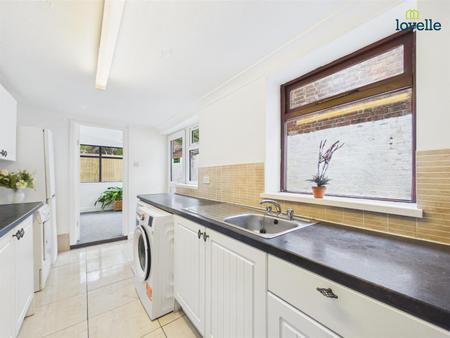 4 bedroom Terraced House to let in Wellington Street, Lincoln
