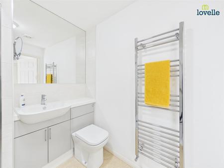 2 bedroom Flat to let in Venables Way, Lincoln