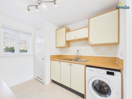 2 bedroom Flat to let in Venables Way, Lincoln