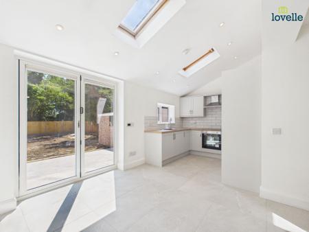 3 bedroom Semi-detached house for sale in Greetwell Road, Lincoln, LN2