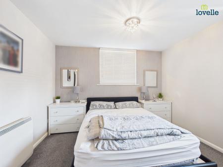 2 bedroom Flat for sale in Brayford Wharf East, Lincoln, LN5
