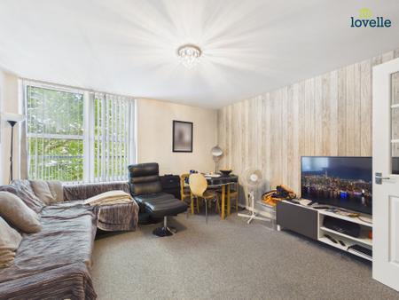 2 bedroom Flat for sale in Brayford Wharf East, Lincoln, LN5