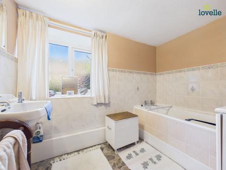 4 bedroom Terraced House for sale in High Street, Reepham, LN3