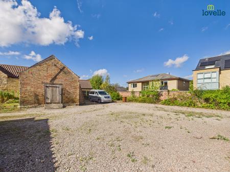 4 bedroom Terraced House for sale in High Street, Reepham, LN3