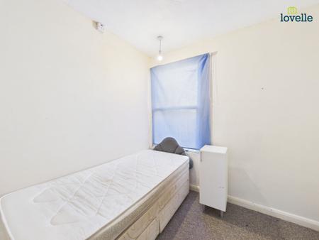 3 bedroom Terraced House for sale in Foster Street, Lincoln, LN5