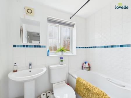 3 bedroom Semi-detached house for sale in Crowder Close, Bardney, LN3
