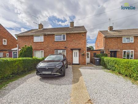2 bedroom Semi-detached house for sale in Stapleford Avenue, Lincoln, LN2