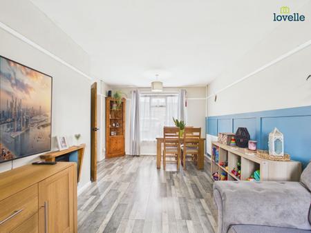 2 bedroom Semi-detached house for sale in Stapleford Avenue, Lincoln, LN2