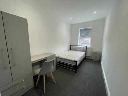 5 bedroom Terraced House for sale in Mount Street, Lincoln, LN1