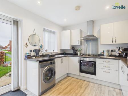 2 bedroom Terraced bungalow for sale in Meadow Walk, Saxilby, LN1