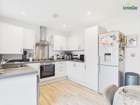 2 bedroom Terraced bungalow for sale in Meadow Walk, Saxilby, LN1