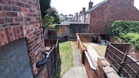5 bedroom House to let in West Parade, Lincoln